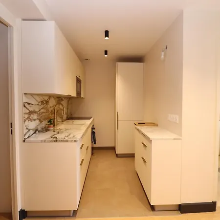 Centre - Village Daguerre, Montparnasse *