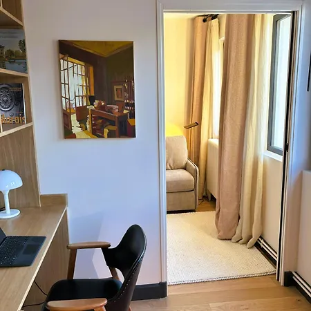 Centre - Village Daguerre, Montparnasse Apartment *